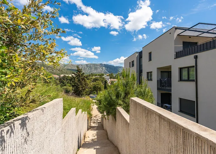 Marcus Mai Appartement *