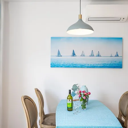 Marcus Mai Apartman